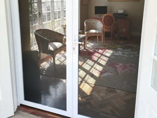 MeshGuard Windows & Gates